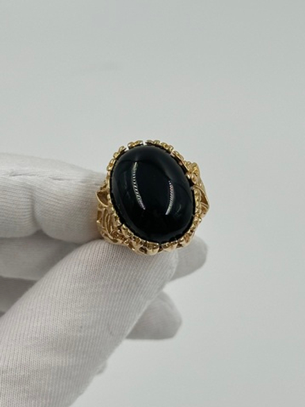 Кольцо с черным кабошоном