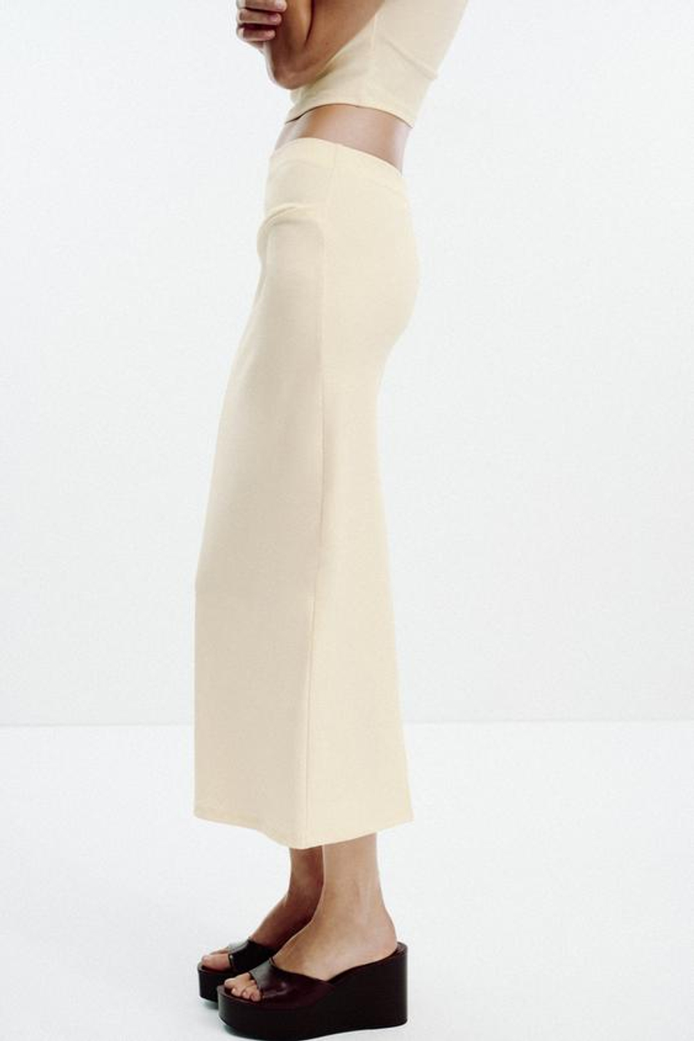 ZARA ЮБКА МИДИ ТЕКСТУРНАЯ, ЖЕЛТЫЙ