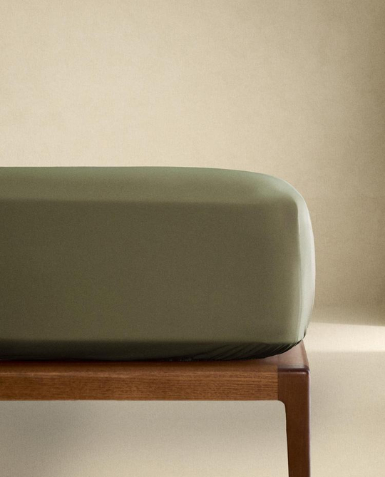 ZARA HOME (300 НИТЕЙ) НАТЯЖНАЯ ПРОСТЫНЯ ИЗ ХЛОПКА, ЗЕЛЕНЫЙ