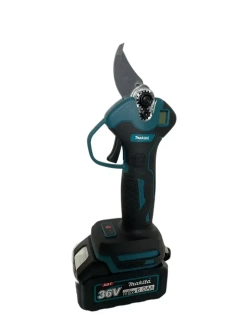 Набор 4в1 аккумуляторных инструментов садовый, пила цепная, сучкорез, штанга, воздуходувка, секатор, 2 АКБ