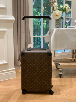 Louis Vuitton Horizon 55