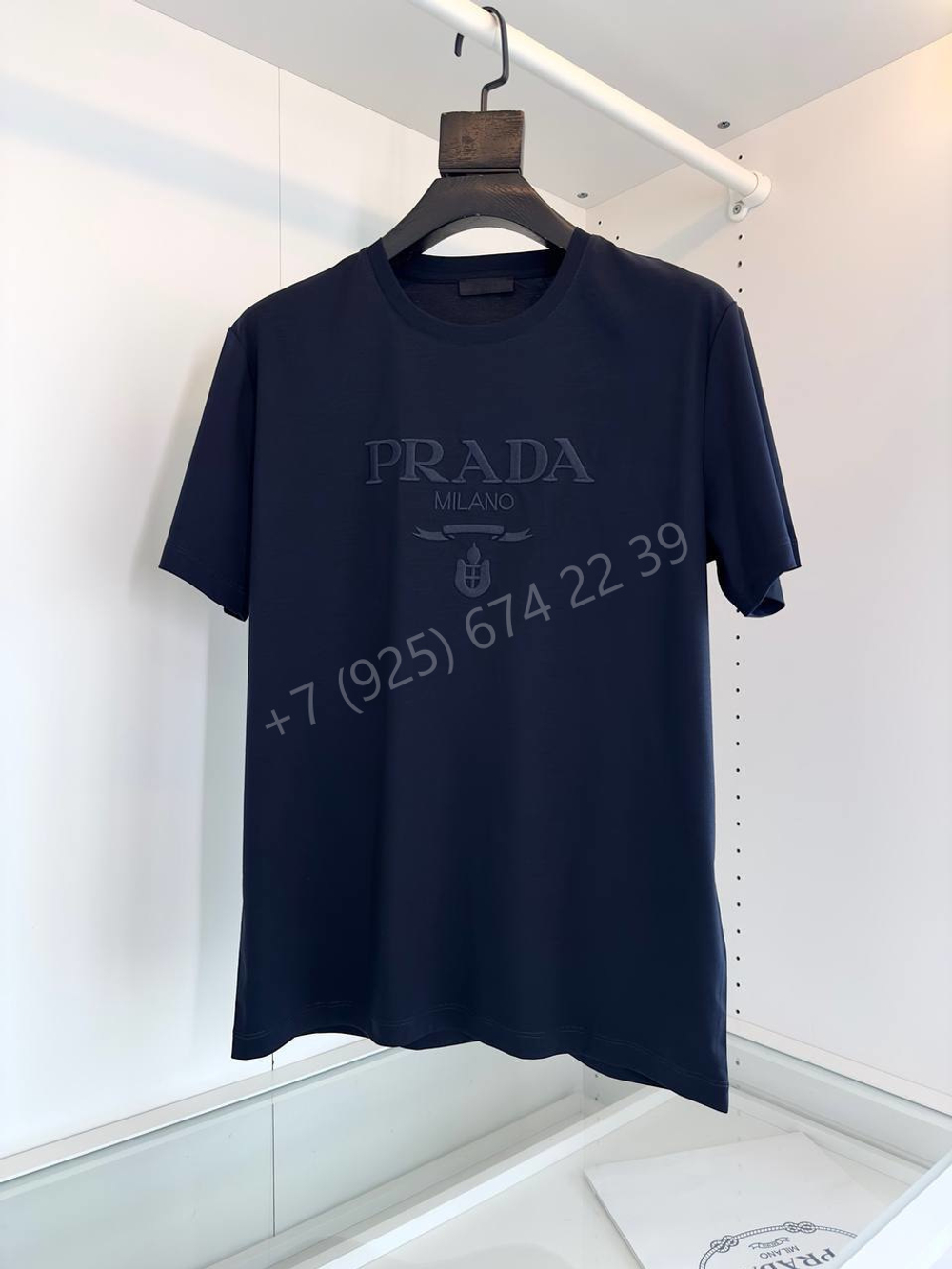 Футболка Prada