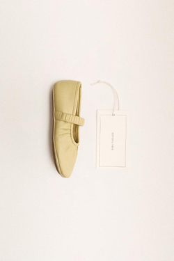 ZARA КОЖАНЫЕ БАЛЕТКИ, ЖЕЛТЫЙ