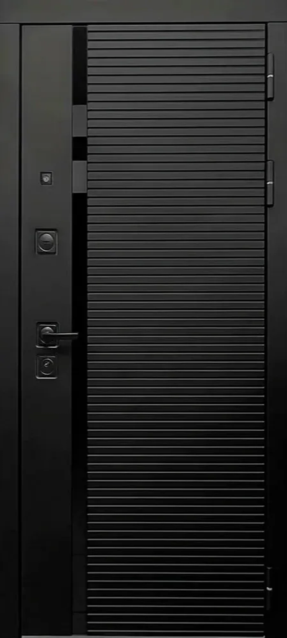 Черная металлическая дверь в квартиру с зеркалом - 1058