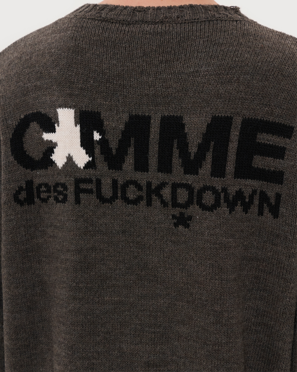 COMME DES FUCKDOWN ДЖЕМПЕР СЕРЫЙ