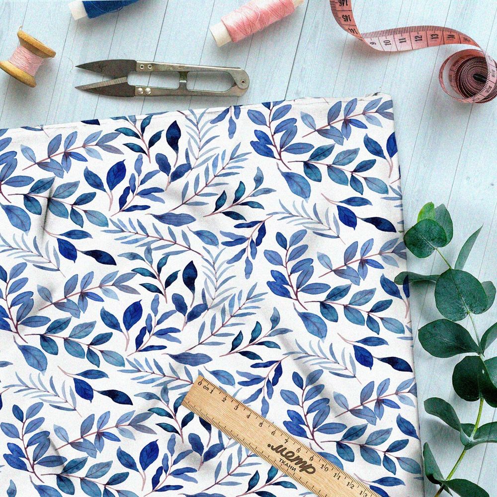 Ткань таффета мелкие акварельные листья на белом фоне