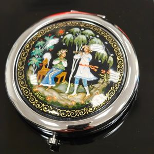 Зеркала карманные