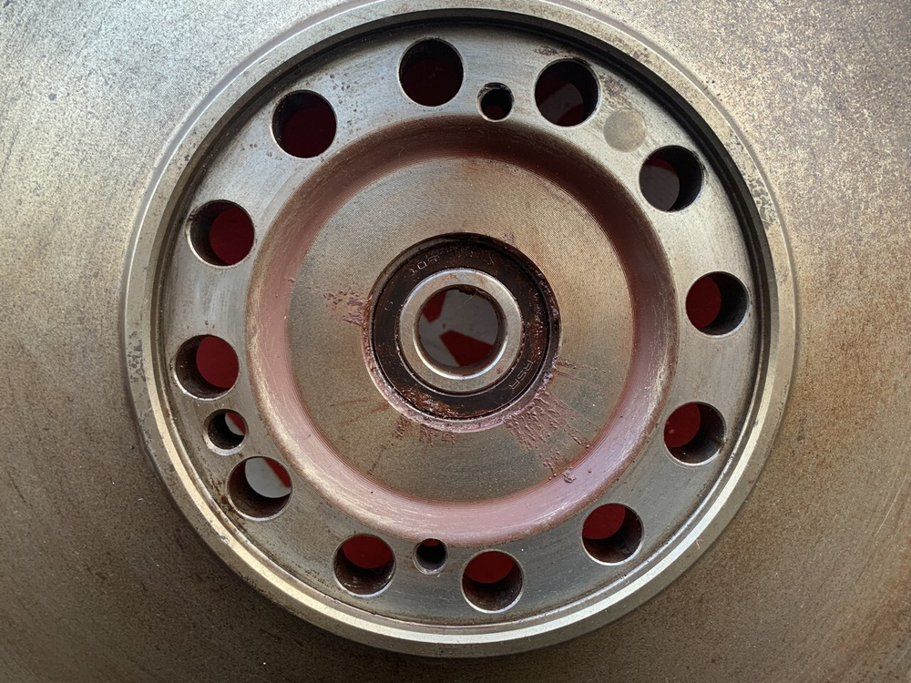 Маховик двигателя