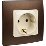 Розетка с заземлением со шторками 16А 250В слоновая кость ETIKA Legrand