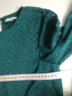 Платье H&M для корпоративных танцев, маркировка 32, визуально на 38 размер