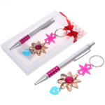 Набор подарочный «Украшение» (ручка и брелок), микс цветов