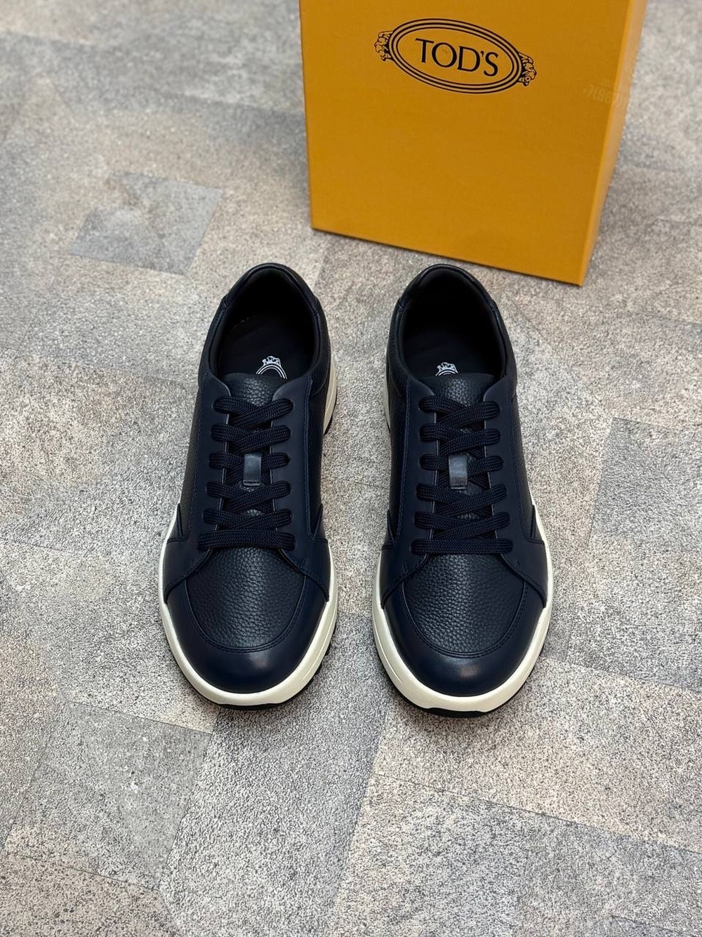 Кроссовки Bally