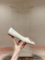 Louis Vuitton Met Flat Ballerina