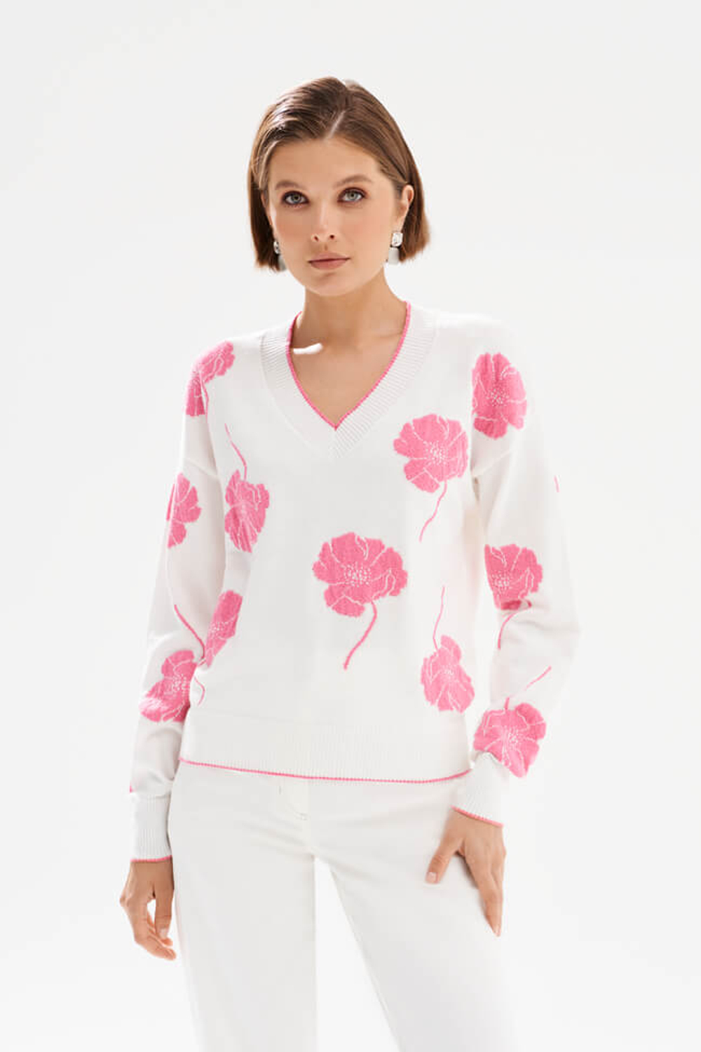 23532 Пуловер женский (молочный)