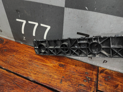 Кронштейн бампера задний левый GAC GS8 2 21-нв Б/У Оригинал 7106011DRS0000