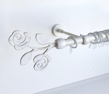 Карниз кованый рифленый для штор "Роза" d20 мм однорядный, цвет белое золото