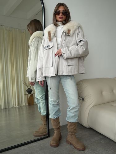 Укороченная бежевая парка ARMY с воротником из меха песца