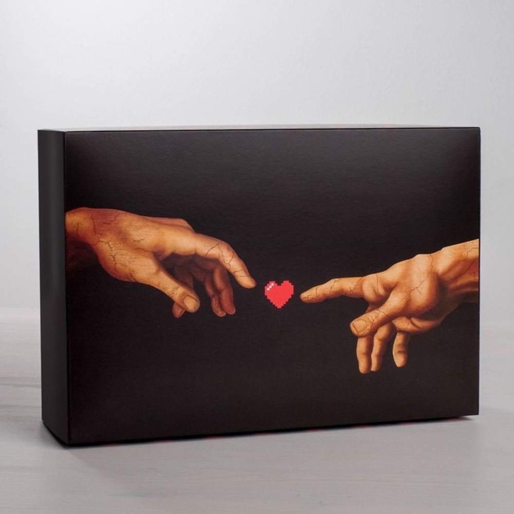 Коробка складная LOVE, 16 × 23 × 7.5 см