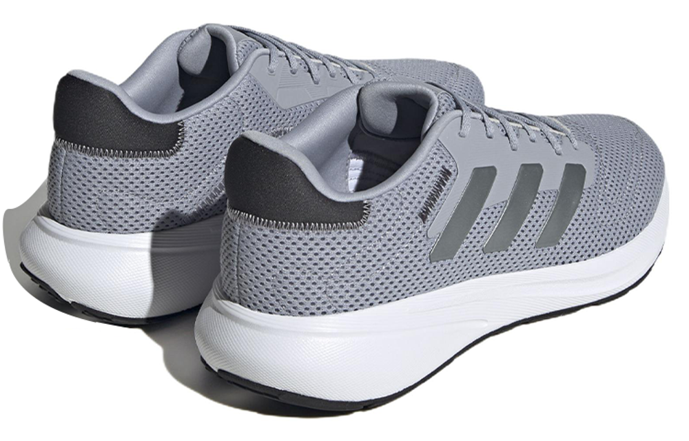 Кроссовки Adidas Response