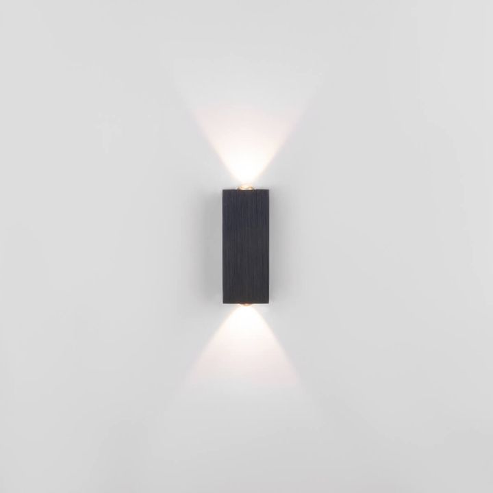 Настенный светодиодный светильник Elektrostandard Petite LED 40110/LED черный a056599