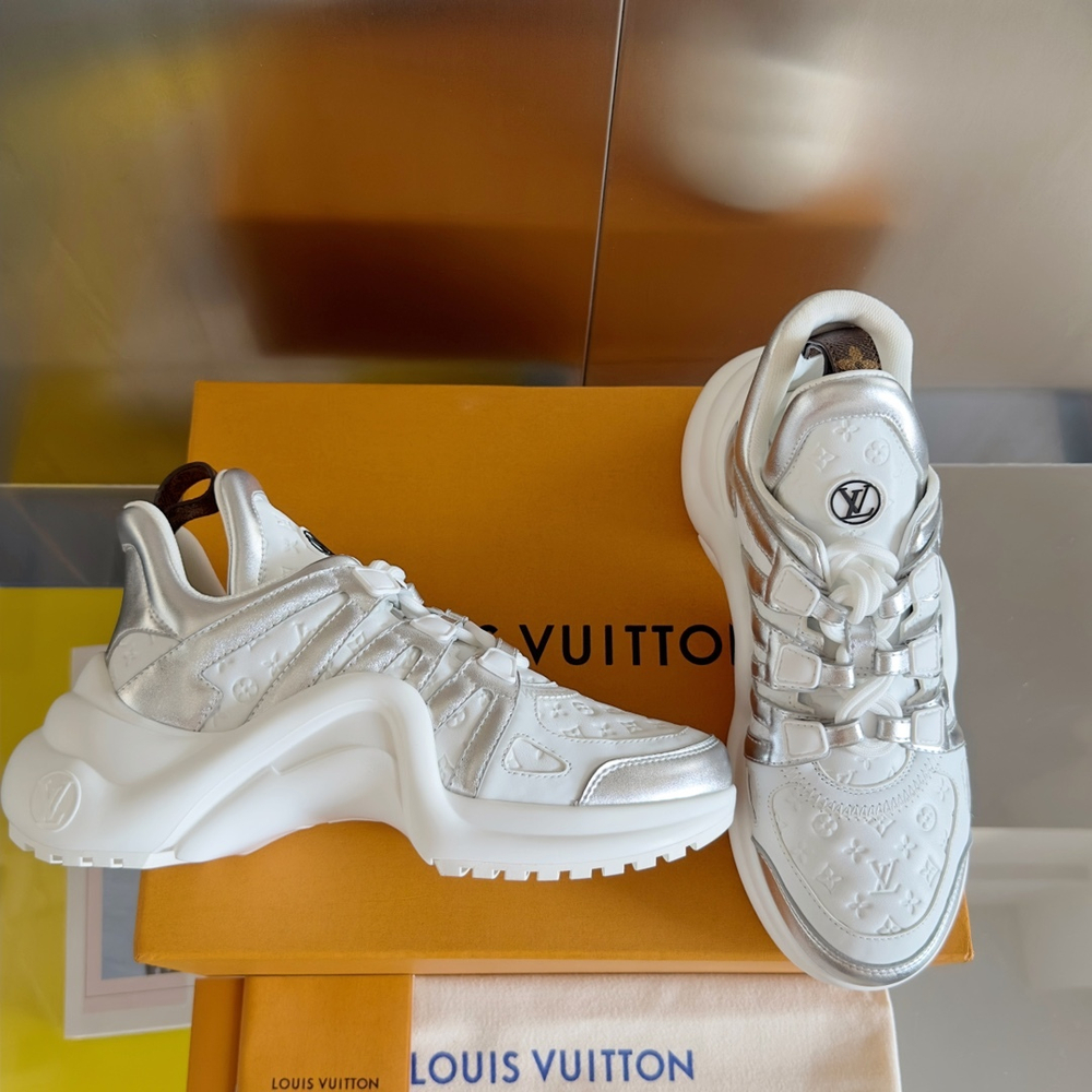 Louis Vuitton Archlight