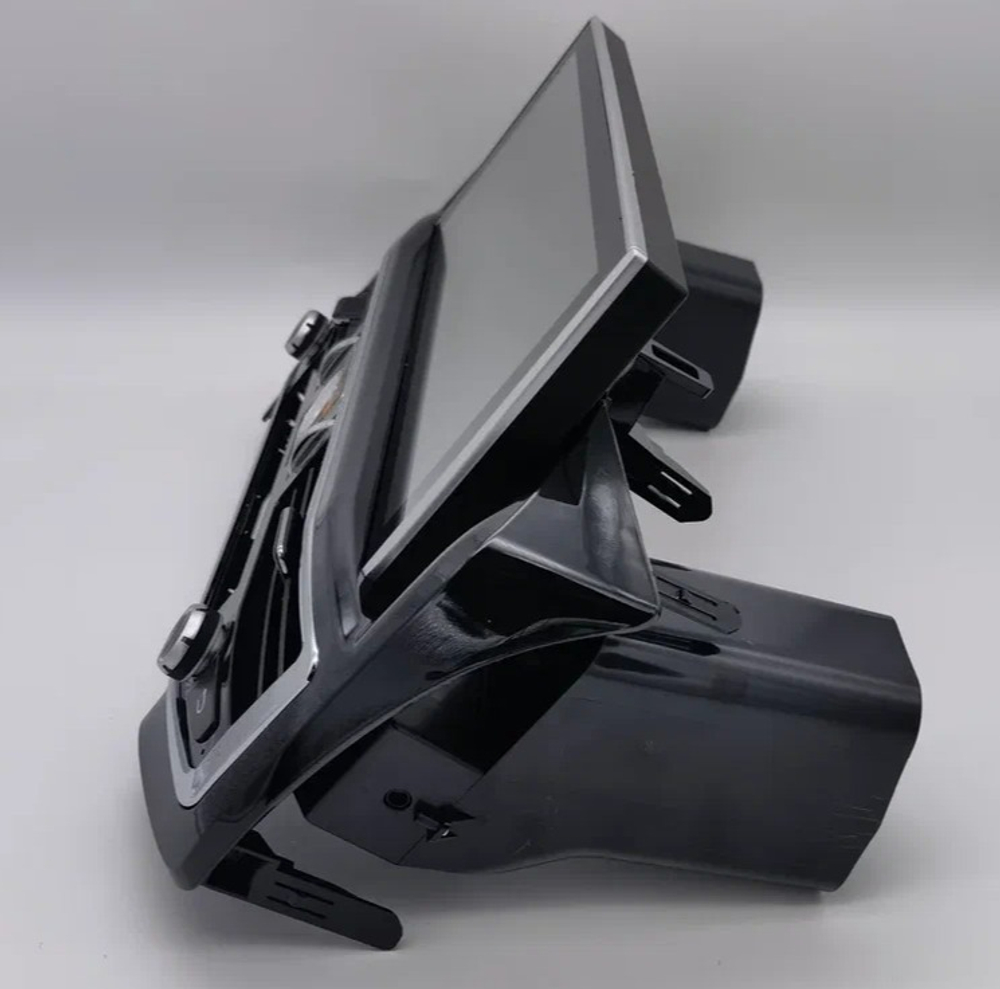 Магнитола для Toyota Land Cruiser 200 2015-2021 (низкая комплектация) - Carmedia MRW-3920 на Android 10, 4Гб+64Гб, 4G SIM-слот, CarPlay