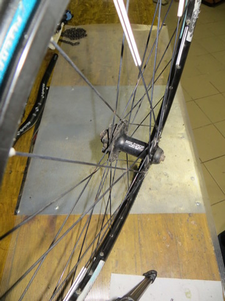 Переднее колесо 26" Shimano XT под эксцентрик