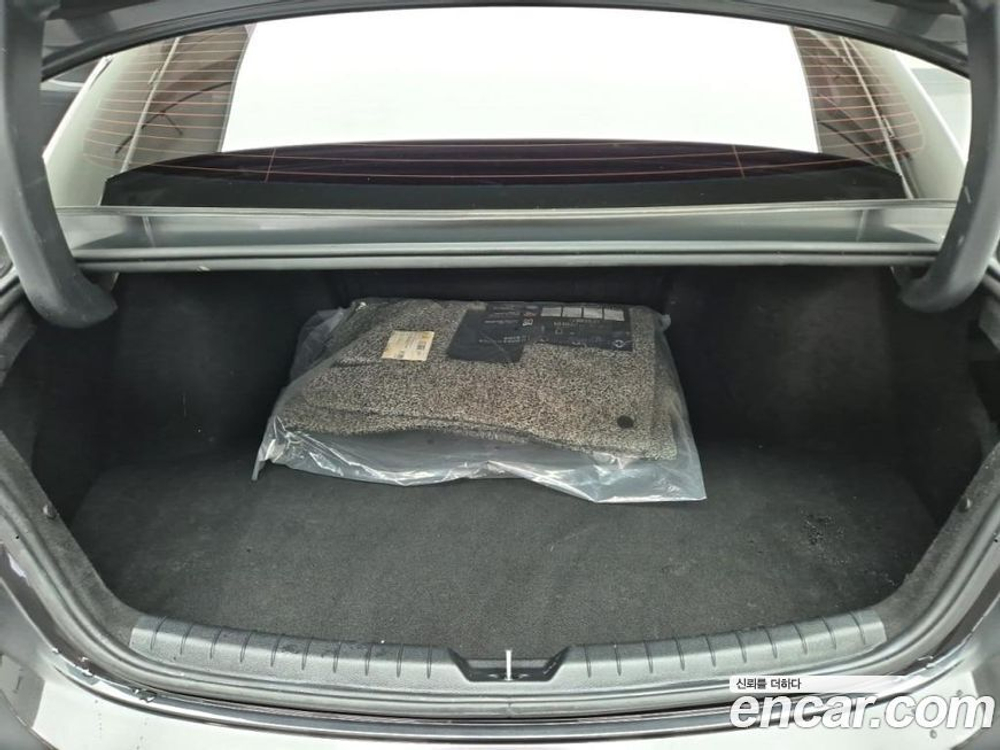 Kia K5 (Optima) 3 Generation 2.0 (03.2020)