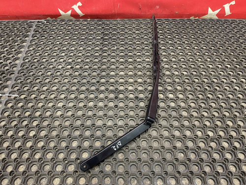 Поводок стеклоочистителя 2024г