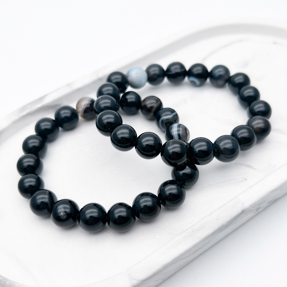 Браслет, агат тонированный черный, диаметр бусин 10 мм, размер 17 см