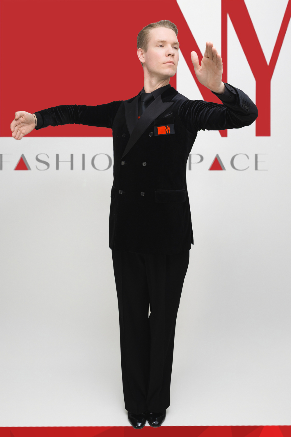 Смокинг Velvet по индивидуальным меркам NY Fashionspace