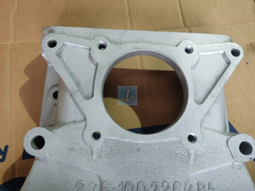 Крышка шестерён распределения в сборе 236-1002261-Г2