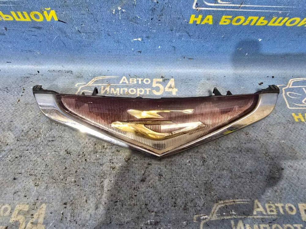 Решетка радиатора TOYOTA ESTIMA 2003-2005