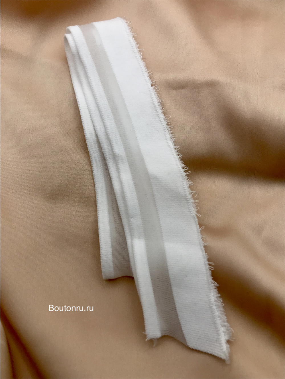 Подвяз трикотажный белый с прозрачной полоской 0,5 м, ширина 2,5-3 см