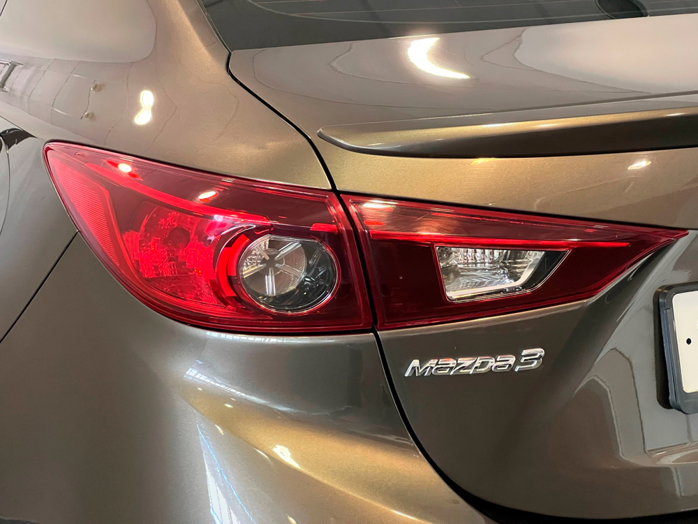 Mazda Mazda3, 2017 год