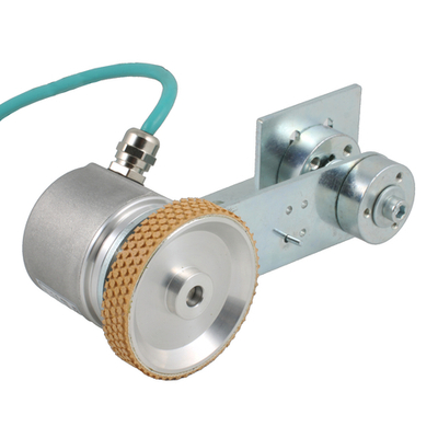 Инкрементальный энкодер INNOCONT EIM 5020OR5-R2 D=50мм с мерным колесом L=200мм, контактная поверхность - резина, профиль ребристый, 1имп/0,5мм, 5…30VDC, выход HTL, IP64, -20…+85°C, радиальный кабель 2м