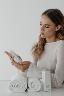 Hysqia Intimate Cleansing Foam Мусс-пенка для интимной гигиены "Шелковый мусс", 100 мл