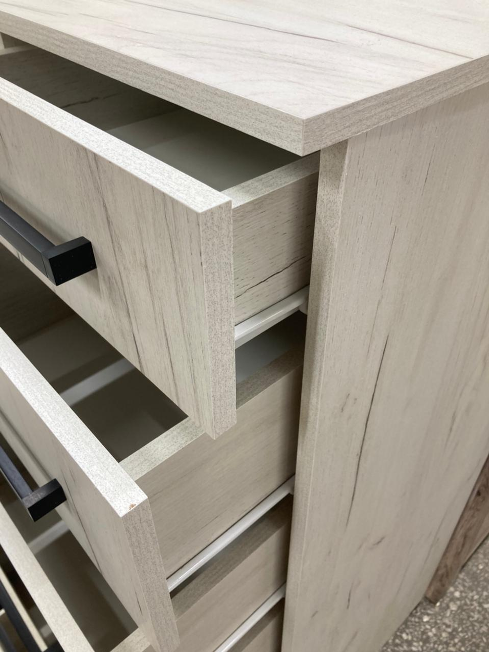 Комод Фиеста дуб крафт белый 850