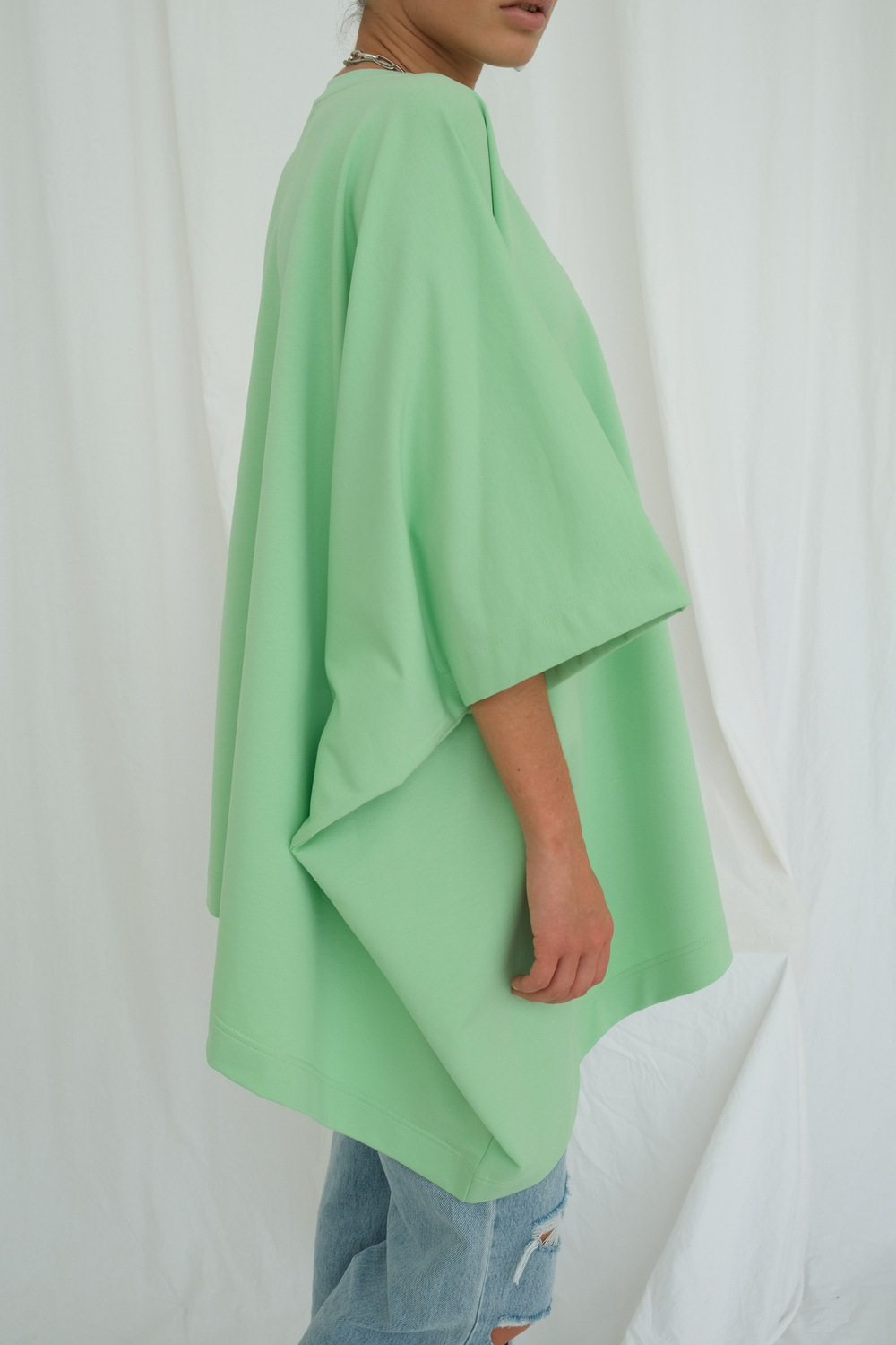 Футболка-пончо