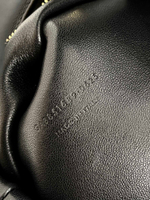 ICARINO В СТЕГАНОЙ НАППЕ