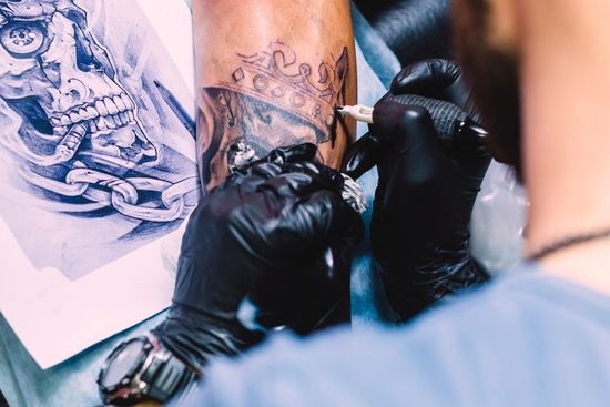 Что нужно сделать перед тем, как сделать постоянную татуировку?
