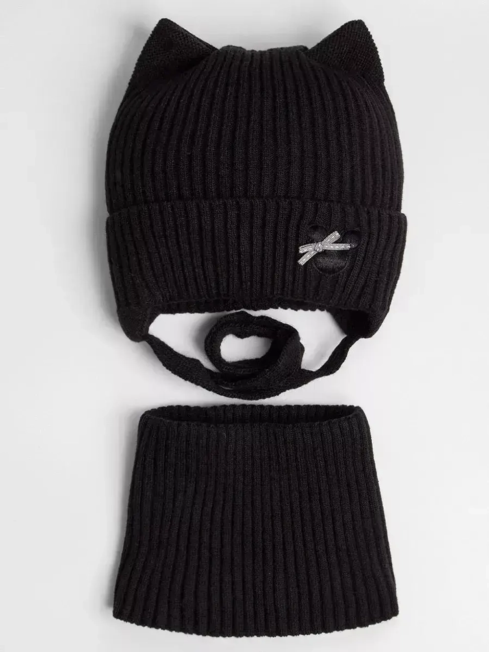 Шапка и снуд для девочки с ушками на завязках