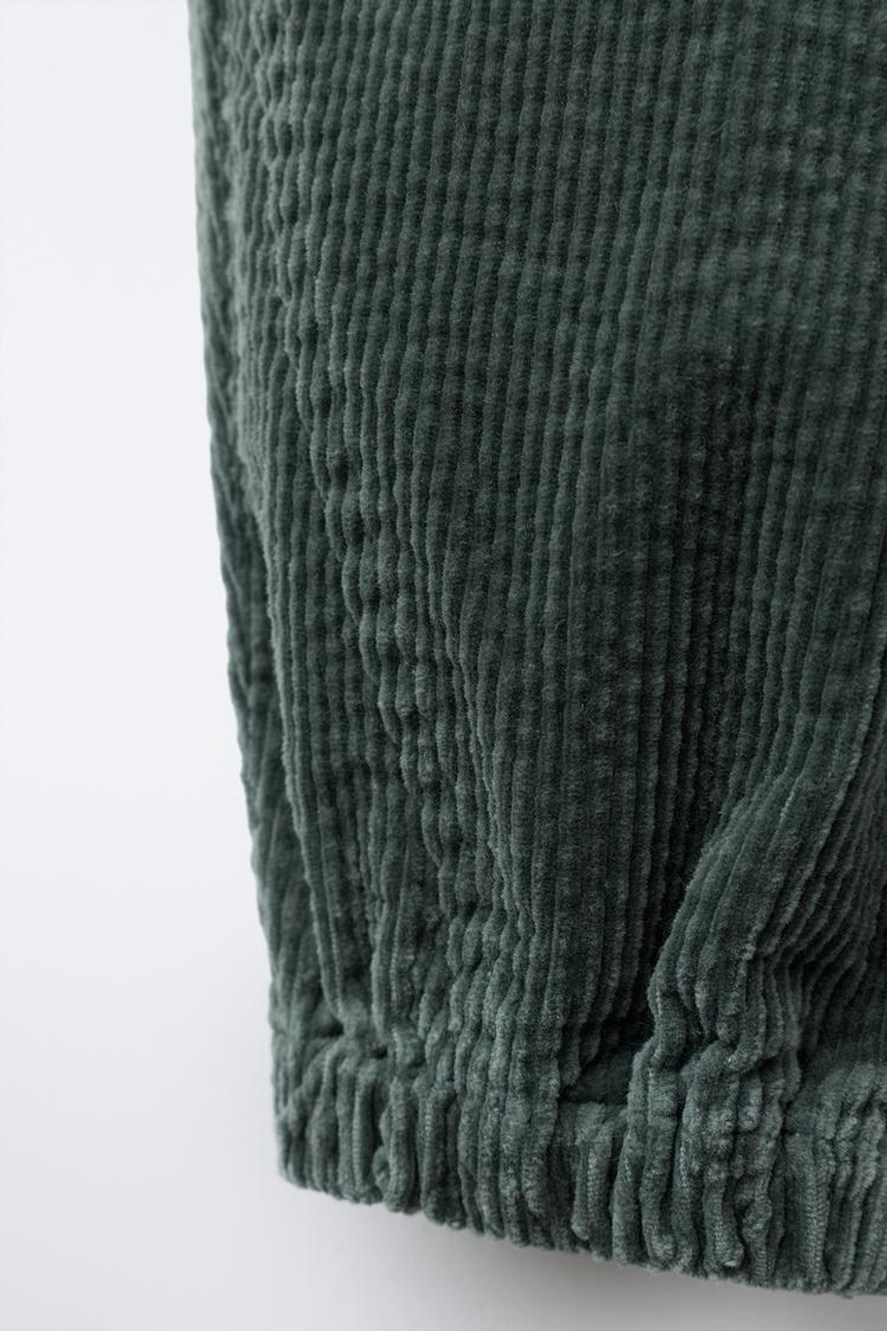 ZARA ВЕЛЬВЕТОВЫЕ ДЖОГГЕРЫ, НЕФТЯНОЙ