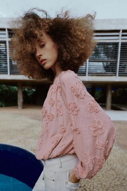 ZARA КУРТКА ОВЕРСАЙЗ С ЦВЕТОЧНЫМ УЗОРОМ, ПАСТЕЛЬНО-РОЗОВЫЙ