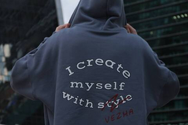 Производство худи с логотипом — мерч для компаний под ключ