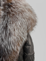 Куртка 25013 удлиненная с меховым воротником и отстегивающимися рукавами