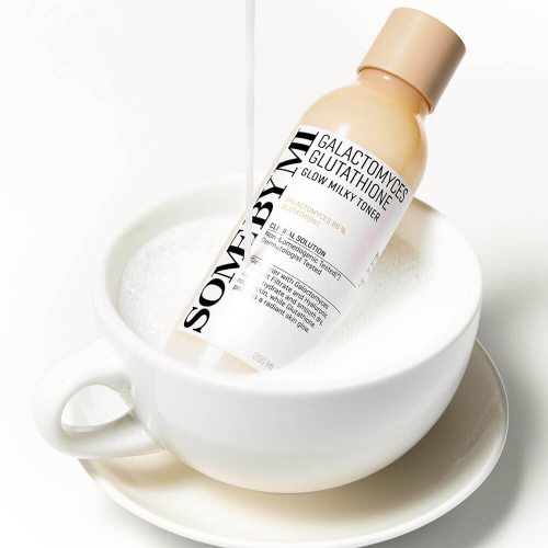 Молочный тонер для сияния кожи Some By Mi Galactomyces Glutathione Glow Milky Toner