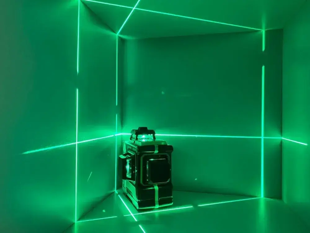 Лазерный уровень/нивелир Hilda 3D 12 линий зеленый луч Хилда