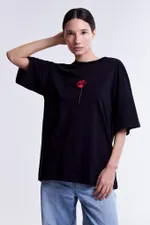 Футболка Гербарий Мак Черная