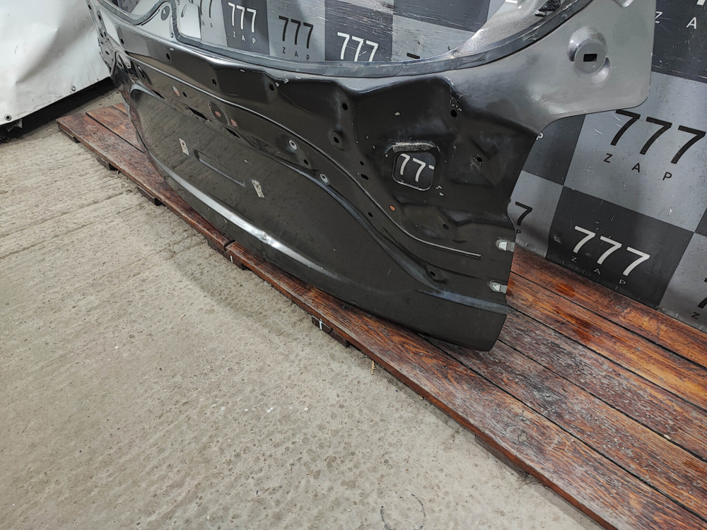 Крышка багажника Mazda CX-5 2 (KF) 17-нв Б/У Оригинал KBY56202XB